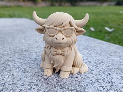 Cool Highland Cow – The Udderly Stylish Gentleman