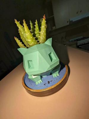 Poly Bulbasaur Planter with base