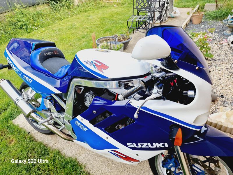 foam seat cover holder for gsxr 1989