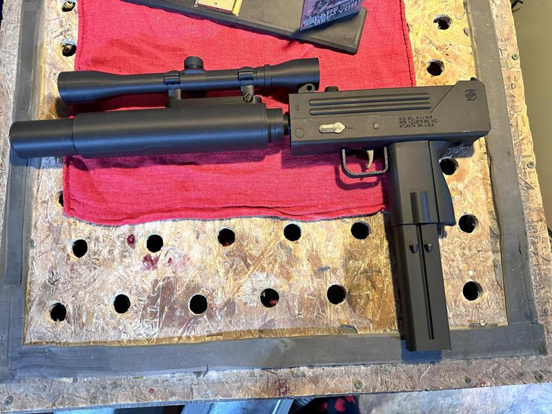 Escape From New York Snake Plissken Mac 10 Replica Prop