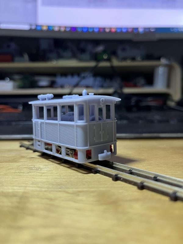 H0e/009 Tram Locomotive Fiery/Feuriger Elias for n-scale Fleischmann 7000 Chassis