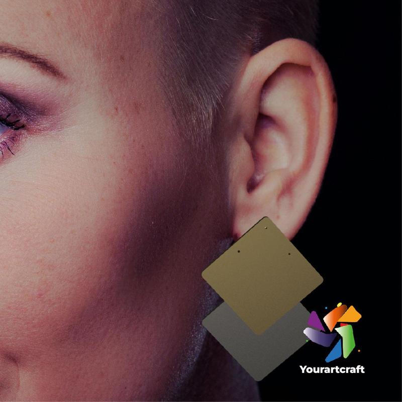 Chic Squares: Stylish Geometric Earrings