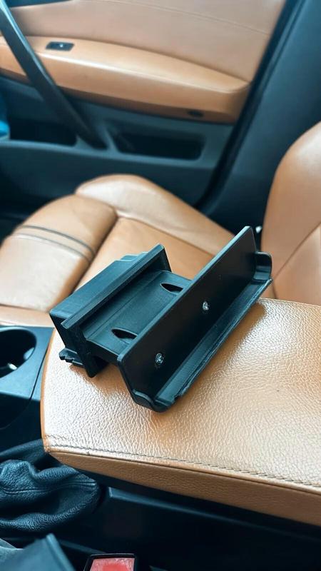 Cell phone holder ashtray BMW e83 x3