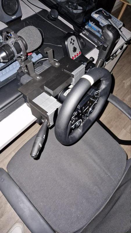 Moza R5 custom Peugeot 106 blinker stalk mod