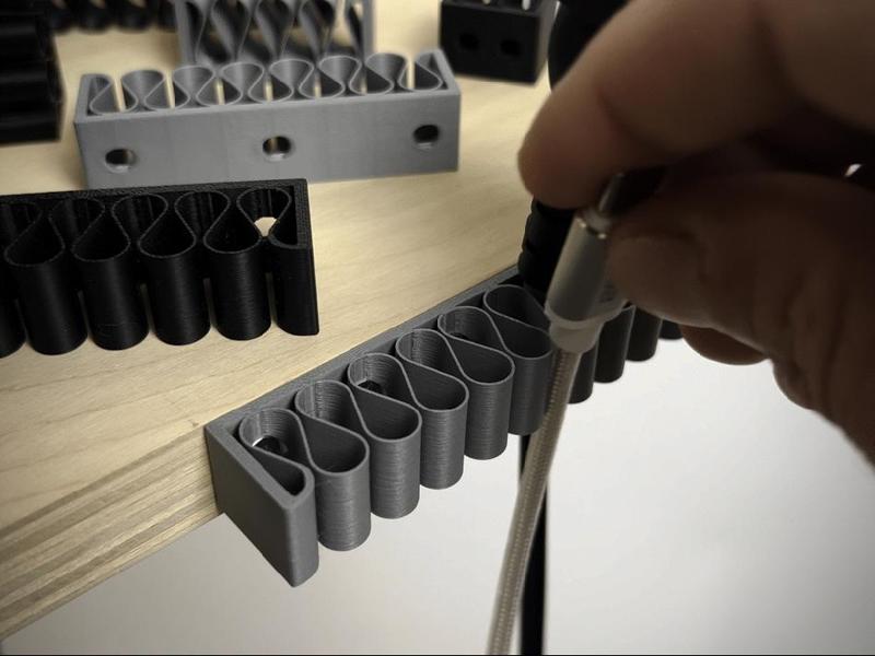 universal cable holder screw-edition