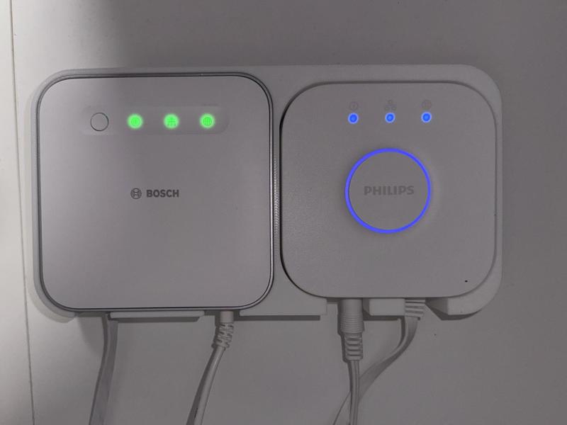 Wallmount for Philips HUE and Bosch Smarthome II 