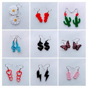Assorted earrings