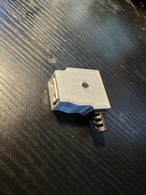 D-tap connector ( Female )