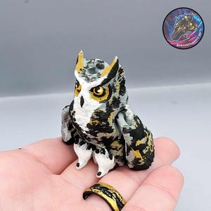 Baby Flexi Horned Owl Keychain