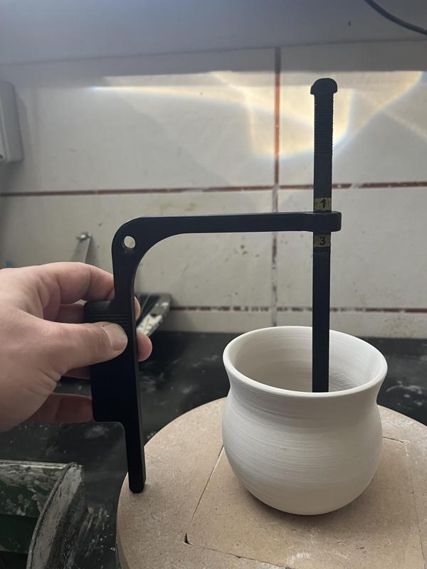 Simple Pottery Foot Thickness Gauge