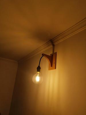 Minimalist wall lamp