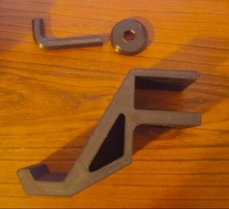 Side desk controller holder for a 20 mm desk