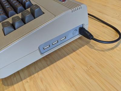TheC64-BMC64 keyboard-out panel