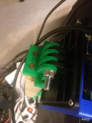 Universal LCD Monitor Screen Mount