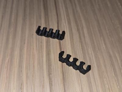 Cable clip