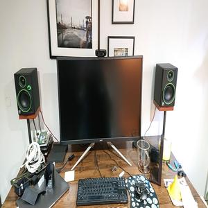 Speaker Stand
