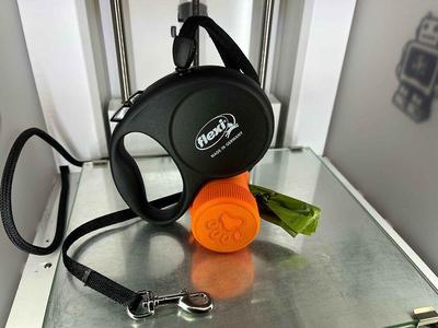 Dog Bag Dispenser for Flexi Leash