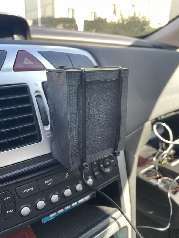 JBL GO 1 Car fan mount