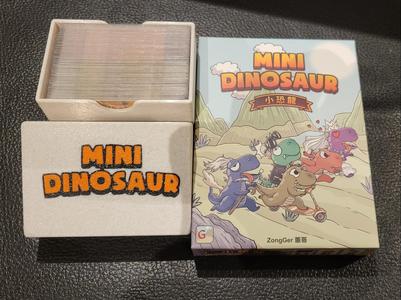Mini Dinosaur, storage/travel solution