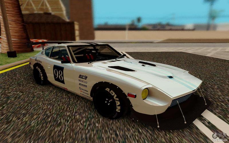 AUTO NISSAN 240z