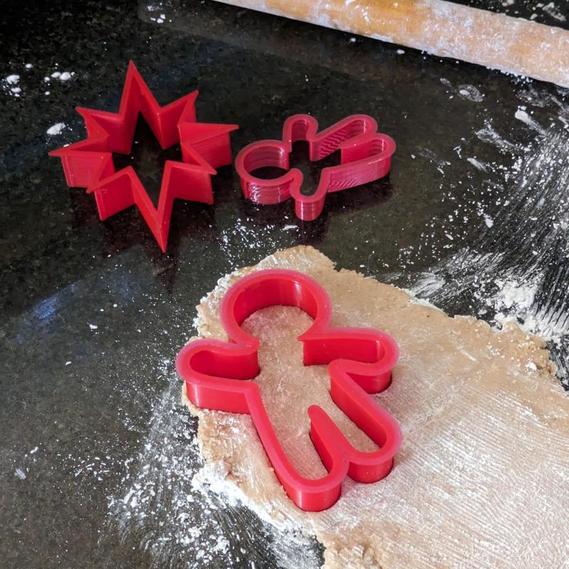 Gingerbread Man & Star Cookie Cutter Set