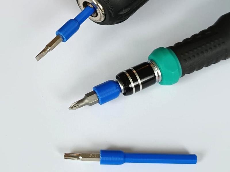 Adapter for 4 and 6.5mm bits to 5mm hex chuck