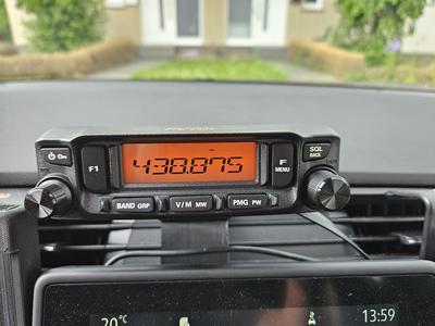 Renault Zoe Phase 2 (from 2019 on) holder for Ham Radio control unit (Yaesu FTM-6000)