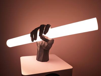 LightGRIP | low poly hand lamp