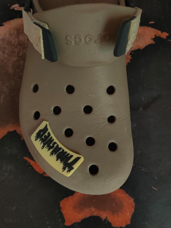 thrasher pin crocs
