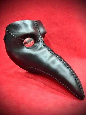 mask of the plague doctor