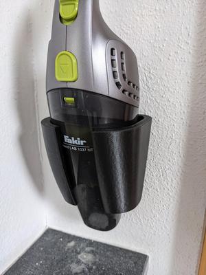 Hand vacuum wall mount