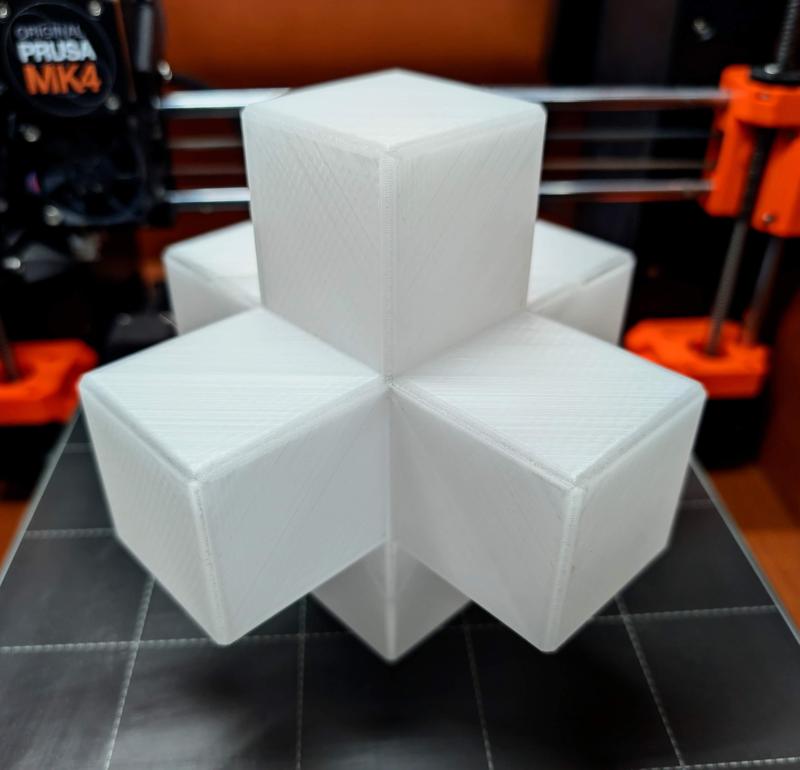 The Sims-inspired cube decoration / Decoracion cubica inspirada en Los Sims