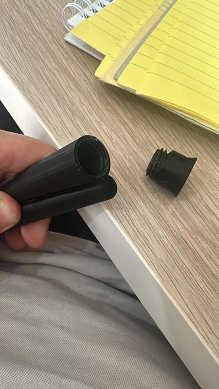 Dual Joint Holder with secure cork