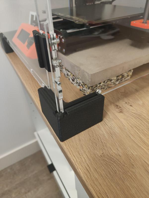 Tukkari TLX Enclosure Risers