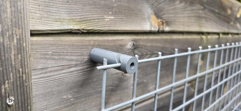 Plant support frame fixation