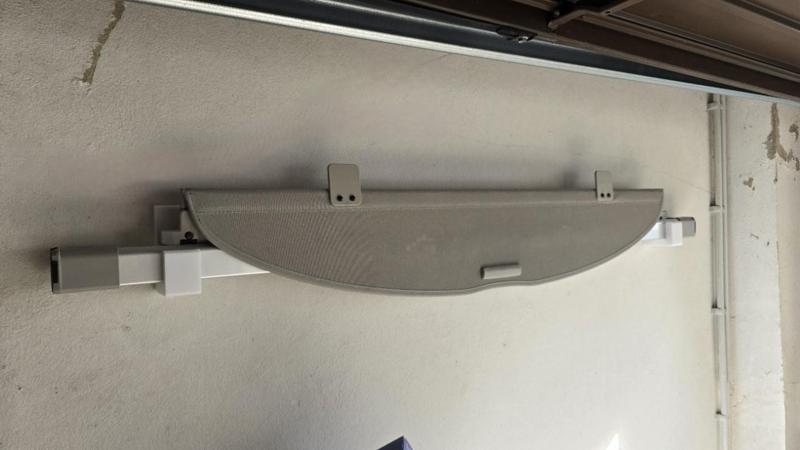 Nissan Xtrail, Pathfinder, Wand Halterung, Wall Hook, Abdeckung Kofferraum, Trunk Cover,  space cover