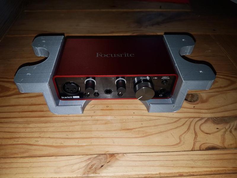 SUPPORT CARTE SON, FOCUSRITE SCARLETT SOLO 3 GEN