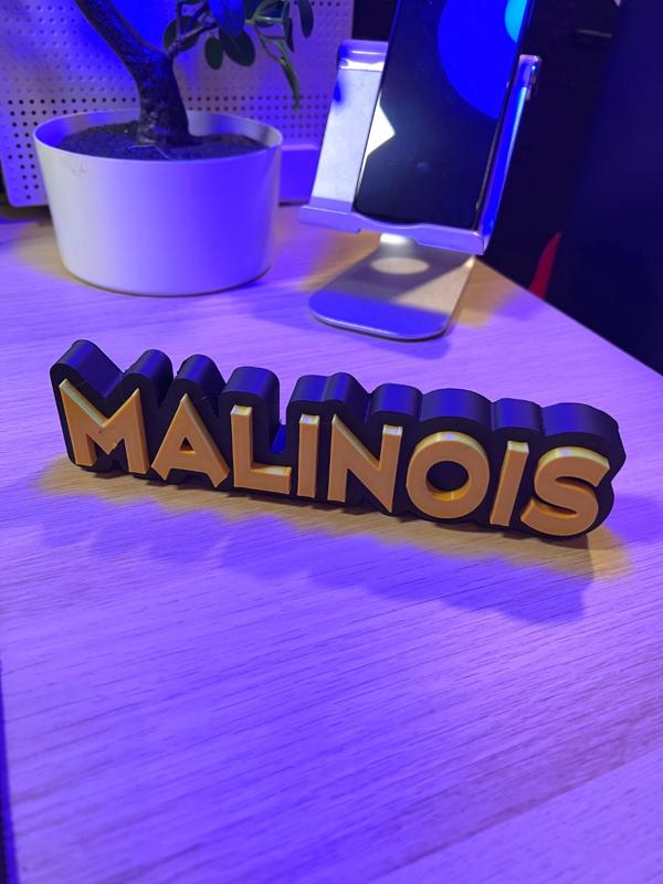 Malinois Letter Stand
