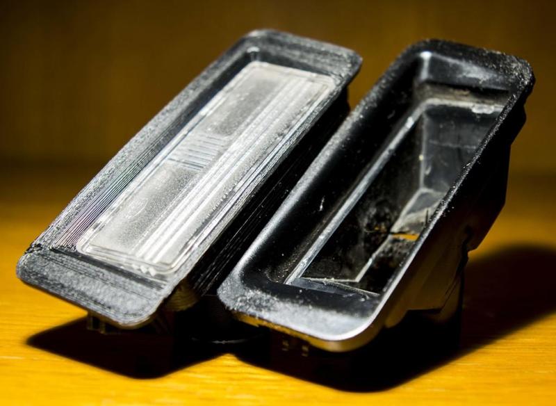 Nissan Almera (N16) Licence Plate Lamp