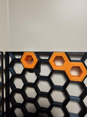 Honeycomb Storage Wall 3M Claw Insert