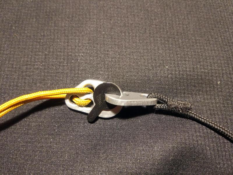 Fuse for Brummel hook