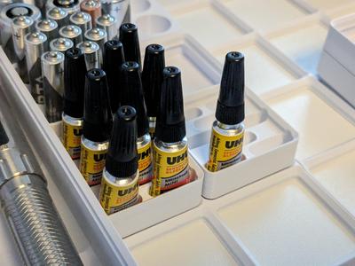 Gridfinity Superglue holder