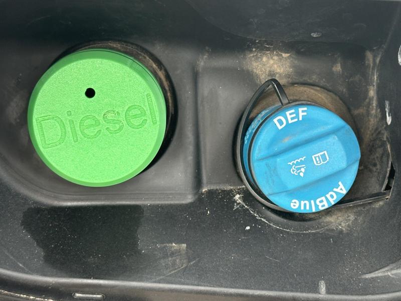 GM Diesel capless filler plug