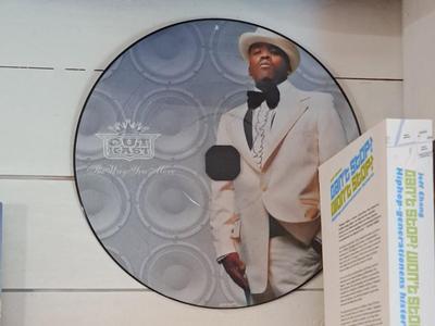 Vinyl wall hanger