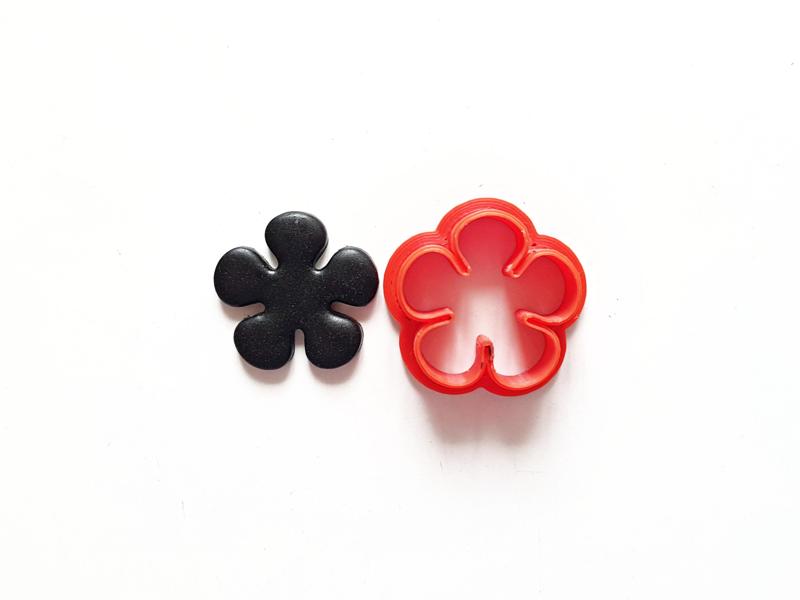 Retro flower clay cutter set