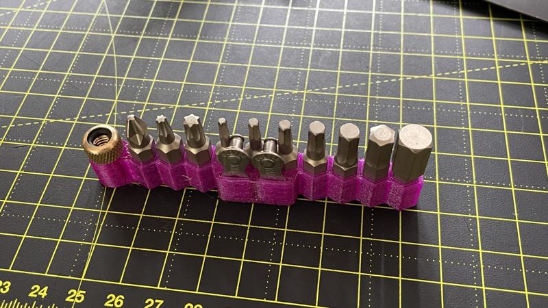 Bike tool bit holder (with presta adapter and missing link)