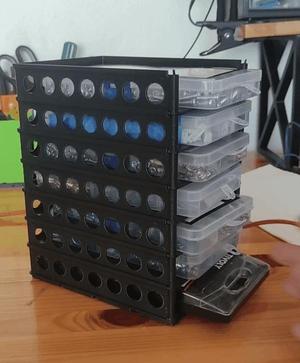 Stackable trays with optionnal gridfinity base 3x4