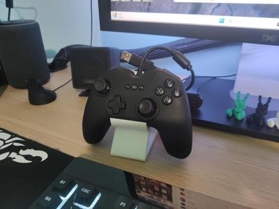 Universal Xbox Controller Stand