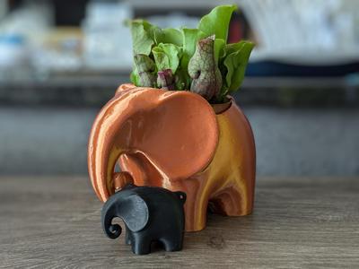 Elephant planter