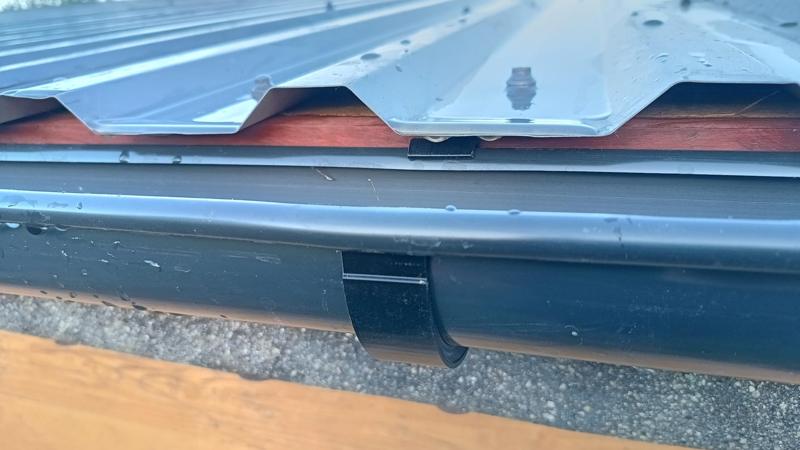 75mm gutter holder / hook